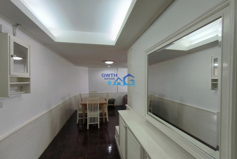 3 bedrooms for rent, Ekkamai area