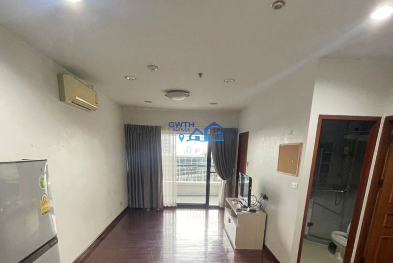 2 Bedrooms for sale, Ratchathewi BTS