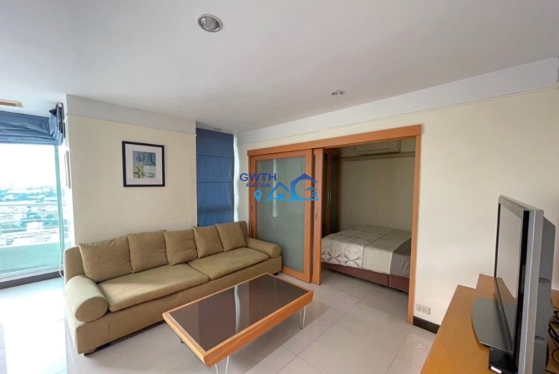 2 bedrooms for rent, Phaya Thai BTS