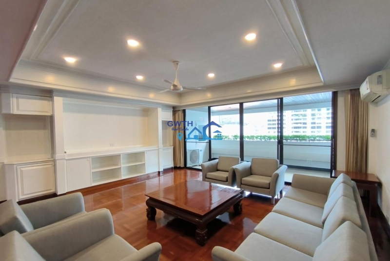 Asoke BTS, 3 bedrooms for rent