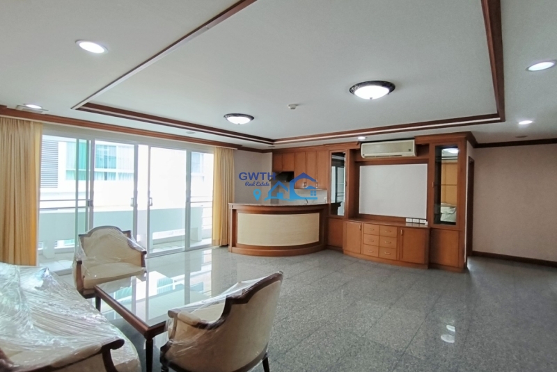 Phrom Phong BTS, 2 bedrooms for rent