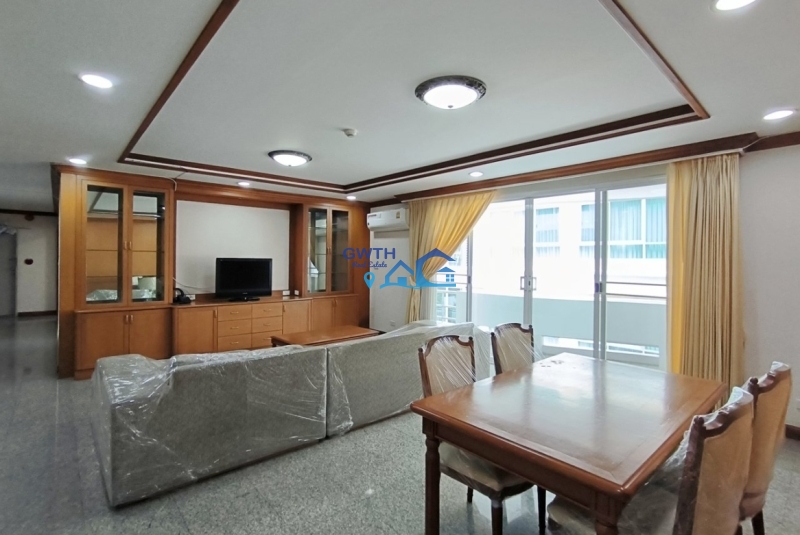 Phrom Phong BTS, 2 bedrooms for rent