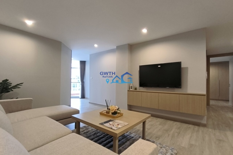 Phloenchit BTS, 3 bedrooms for rent