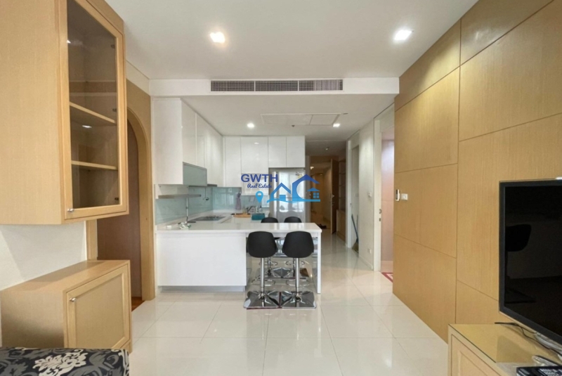 Lumphini MRT, 2 bedrooms for rent